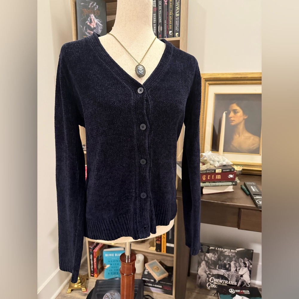 DKNY | Navy V-Neck Button Cardigan Large